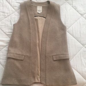 Structured Anthropologie vest